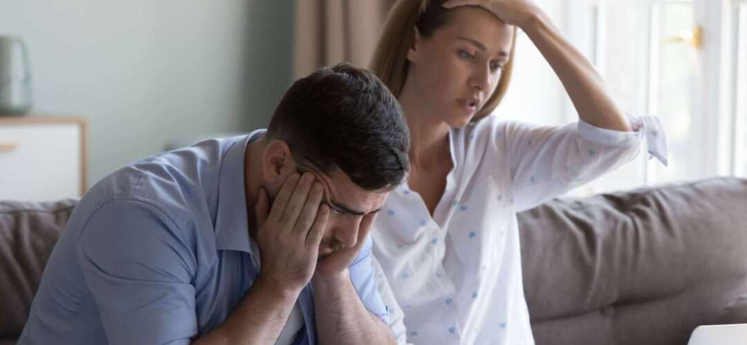 Stressed,Spouses,Manage,Family,Finances,,Analyze,Expenses,,Check,Savings,And Stressed,Spouses,Manage,Family,Finances,,Analyze,Expenses,,Check,Savings,And